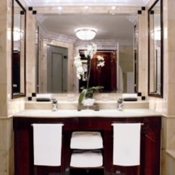 Bathroom Ritz-Carlton Berlin Fotos