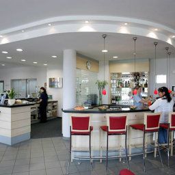 Bar Holiday Inn Express MUNICH - MESSE Fotos