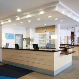 Hall Holiday Inn Express MUNICH - MESSE Fotos