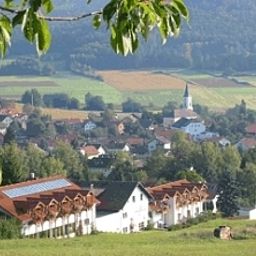 Außenansicht Waldhaus Fotos