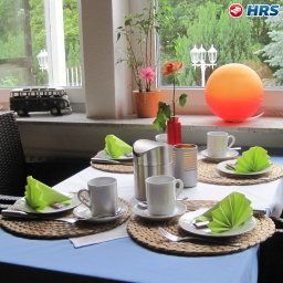Sala de desayuno en el restaurante Wildunger Hof Fotos