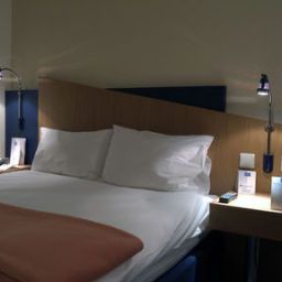 Habitación Holiday Inn Express KRAKOW Fotos