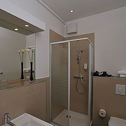Bathroom City B Novum Fotos
