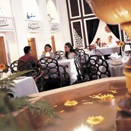 Restaurant Sharjah-United Arab Emirates Radisson Blu Resort Fotos