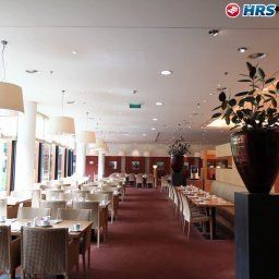Frühstücksraum im Restaurant Steigenberger Airport Amsterdam Fotos