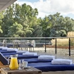 Terrasse Steigenberger Airport Amsterdam Fotos