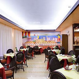 Sala colazione nel ristorante Hannover Grado Fotos