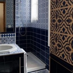 Badezimmer Villa la Tour Fotos