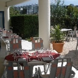 Terrasse Comfort Hotel Bordeaux Mérignac Fotos