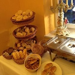 Buffet Aparthotel Münzgasse Aparthotels an der Frauenkirche Fotos