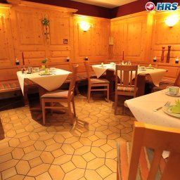 Breakfast room within restaurant Haus Waldesruh Fotos