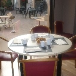 Sala de desayuno Du Beffroi Fotos