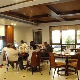 Зал для завтрака Ramee Guestline Dadar Fotos