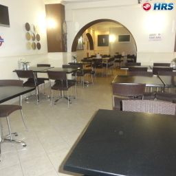 Ресторан Huttons Fotos