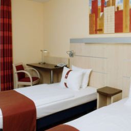 Room Holiday Inn Express FRANKFURT - MESSE Fotos