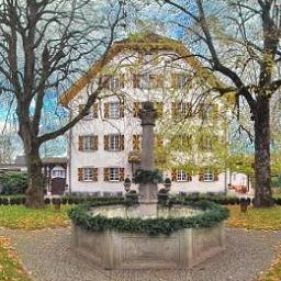 Exterior view Schloss Böttstein Fotos