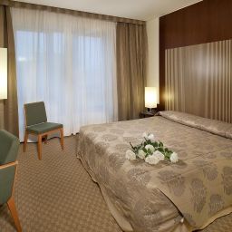 Номер Grand Hotel de la Ville Fotos