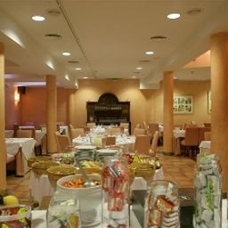 Sala colazione nel ristorante Vila de Tossa Fotos