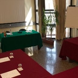 Sala congressi Alcide Fotos