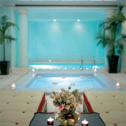 Wellnessbereich King George Palace Fotos