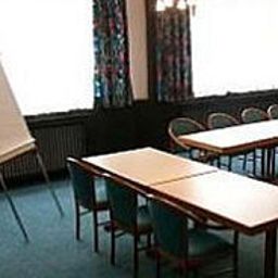 Sala de reuniones Riesen Junior Fotos