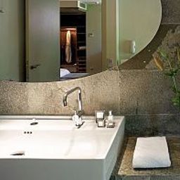 Camera da bagno Neri Fotos