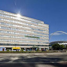 Vista exterior Quality Wembley Fotos