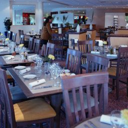 Breakfast room within restaurant Novotel Milton Keynes Fotos