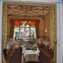 Salle du petit-déjeuner Savoy Hotel-Pension Fotos