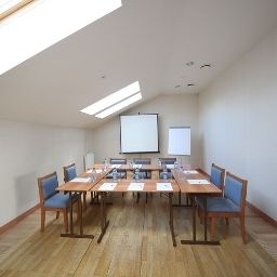 Conference room Oksana Fotos