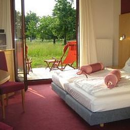 Widok z hotelu Landhotel Rittmeister Fotos
