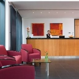 Reception InterCityHotel Hauptbahnhof Fotos