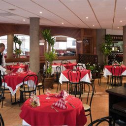 Зал для завтрака Hotel Mercure Comercial Santo Domingo Fotos