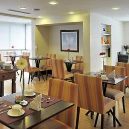 Зал для завтрака Mercure  Porto Alegre Moinhos De Vento Fotos