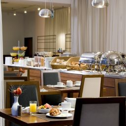 Buffet Austria Trend Hotel Ljubljana Fotos