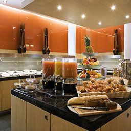 Sala śniadaniowa w restauracji Novotel Muenchen Messe Fotos