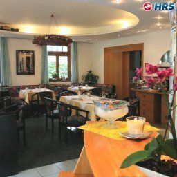 Frühstücksraum im Restaurant Villa Waldperlach Garni Fotos