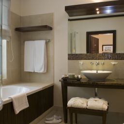 Ванная Mamaison Hotel Le Regina Warsaw Fotos