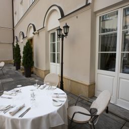 Сад Mamaison Hotel Le Regina Warsaw Fotos