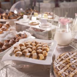 Буфет Best Western Nettunia Fotos