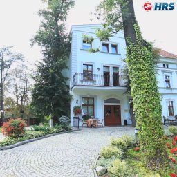 Widok zewnętrzny Bugatti Hotel Fotos