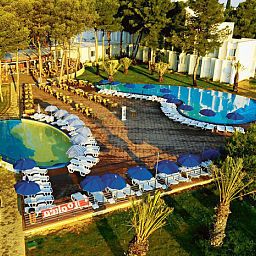 Pool Jakov *Preis inkl. Halbpension* Fotos