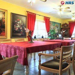 Sala śniadaniowa w restauracji Felixanum Hotel & Galerie Fotos