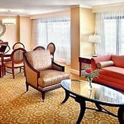 Pokój Newark Liberty International Airport Marriott Fotos