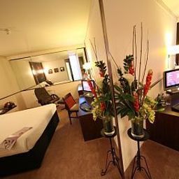 Zimmer Ramada Glasgow Airport Fotos