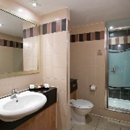 Badezimmer Ramada Hatfield Fotos