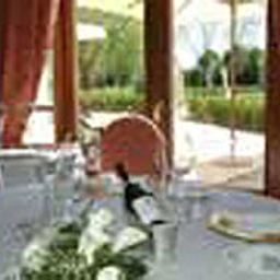 Salle du petit-déjeuner située dans le restaurant Villa Braida Fotos