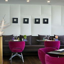Salle du petit-déjeuner située dans le restaurant Sofitel Biarritz Le Miramar Thalassa sea & spa Fotos