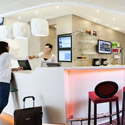 Bar Suite Novotel Calais Coquelles Tunnel sous La Manche Fotos