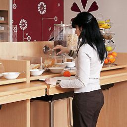 Salle du petit-déjeuner située dans le restaurant ibis Figueira Da Foz Centro Fotos